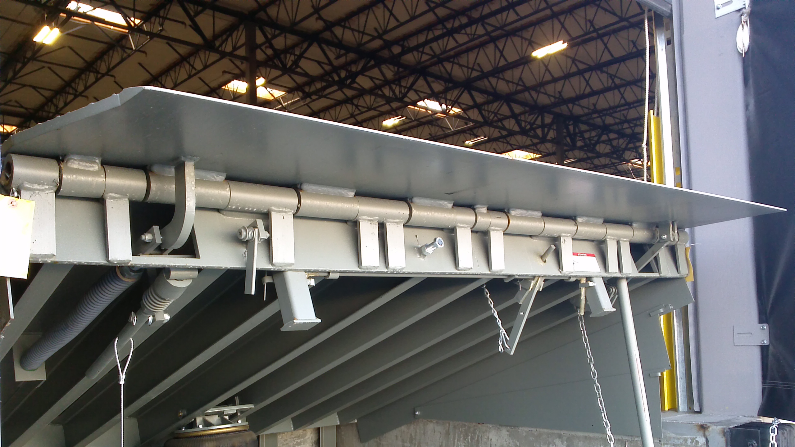 CentraAir Air Powered Dock Leveler Poweramp